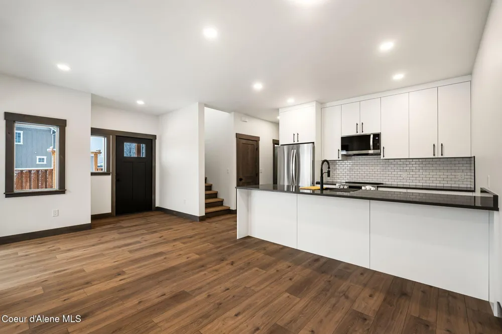 1683 Onyx Court Sandpoint, ID 83864