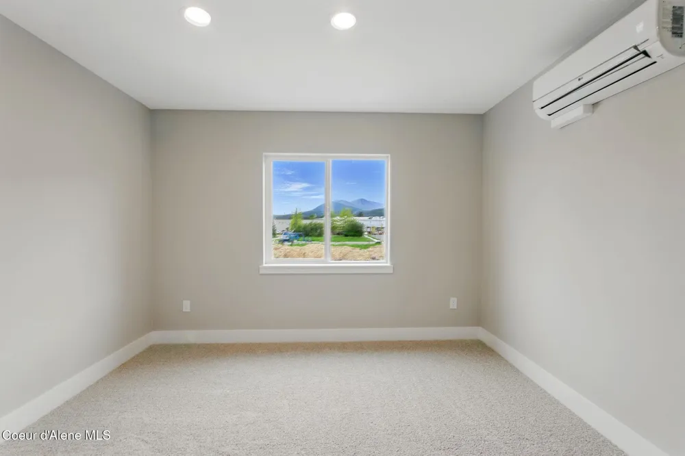 1679 Onyx Court Sandpoint, ID 83864