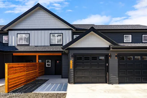 1679 Onyx Court