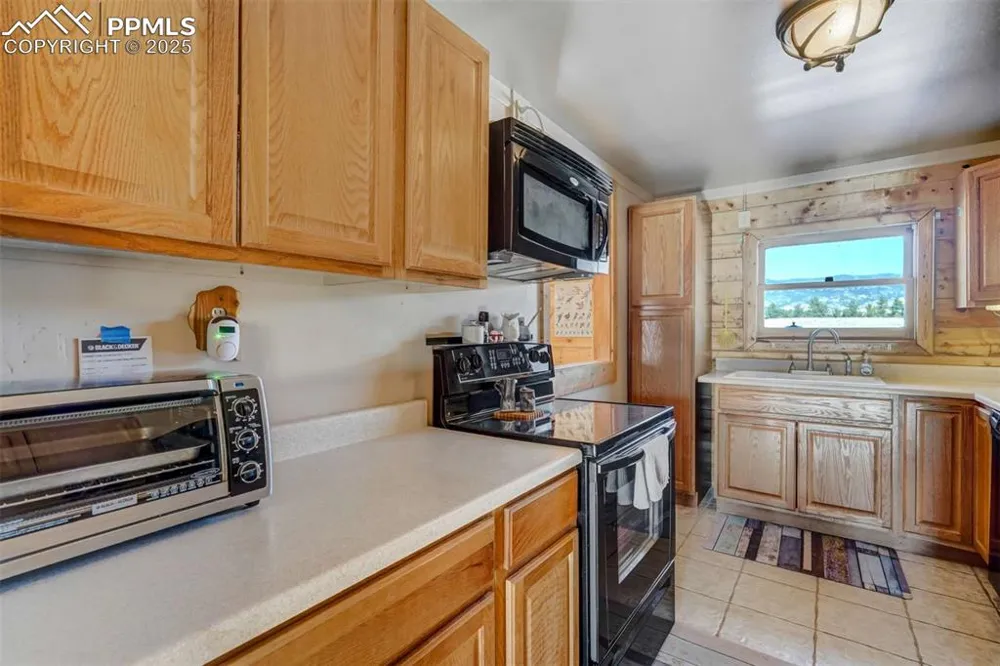 994 Deer Lane Guffey, CO 80820