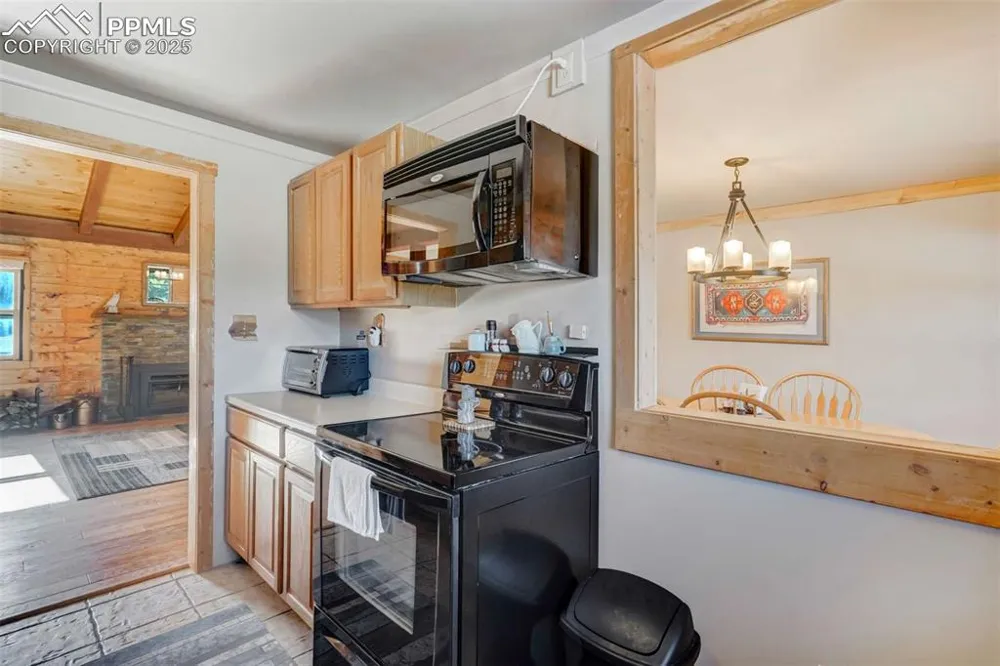 994 Deer Lane Guffey, CO 80820