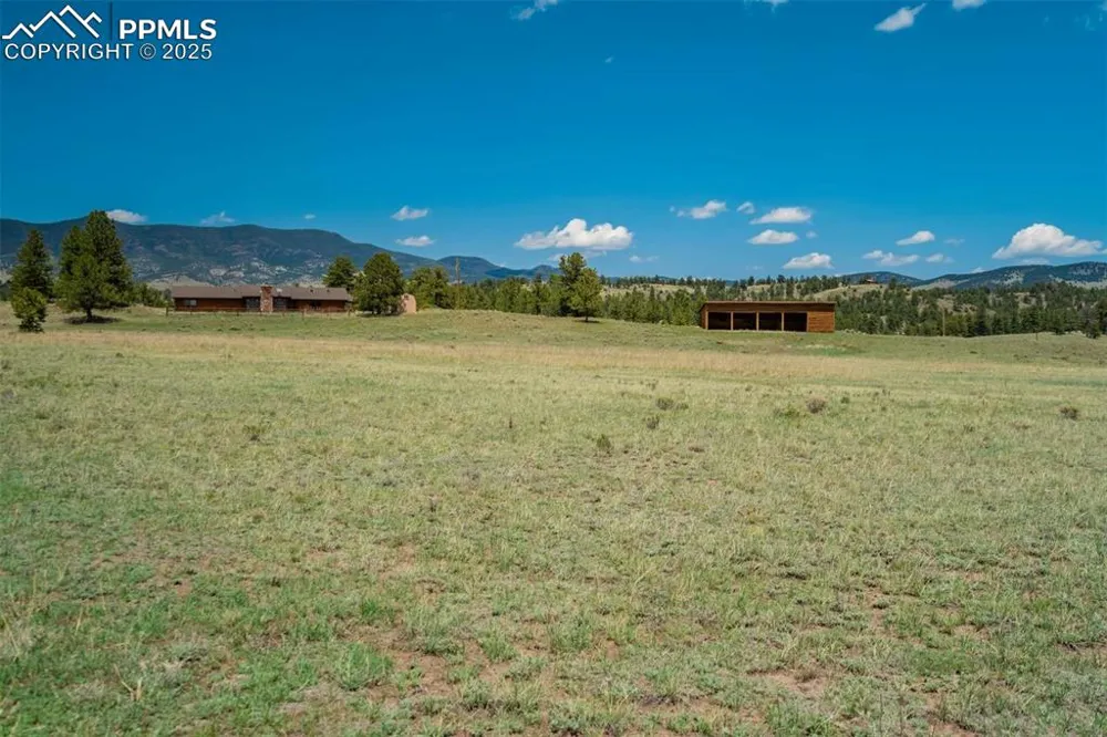 994 Deer Lane Guffey, CO 80820