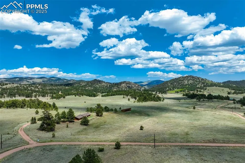 994 Deer Lane Guffey, CO 80820