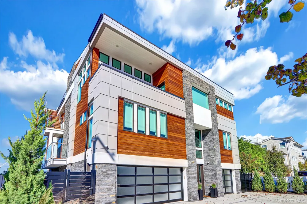 44 Bayside Drive Point Lookout, NY 11569