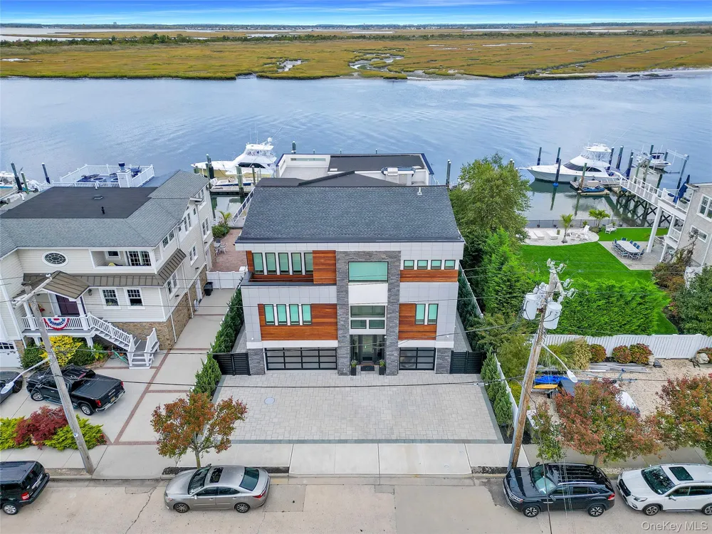 44 Bayside Drive Point Lookout, NY 11569