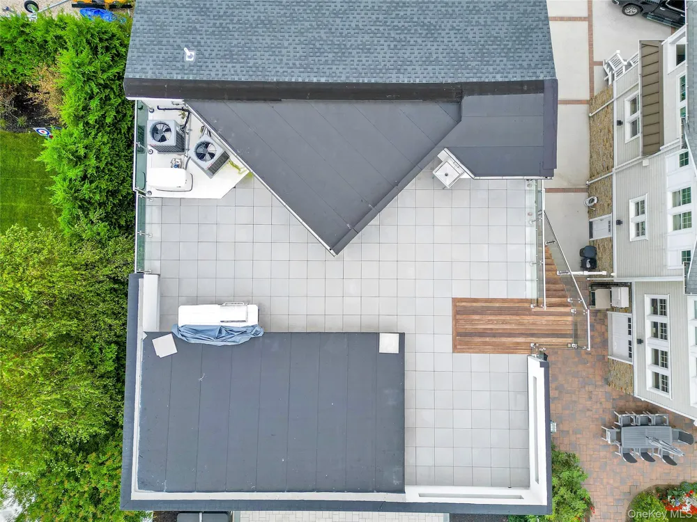 44 Bayside Drive Point Lookout, NY 11569