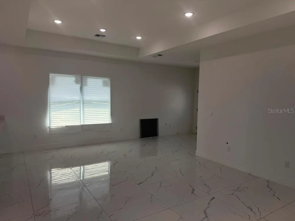 125 PINE STREET Orlando, FL 32824