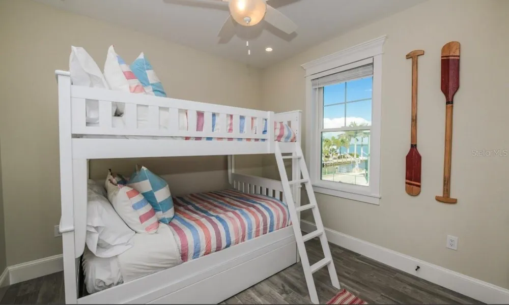 401 20TH PLACE Bradenton Beach, FL 34217