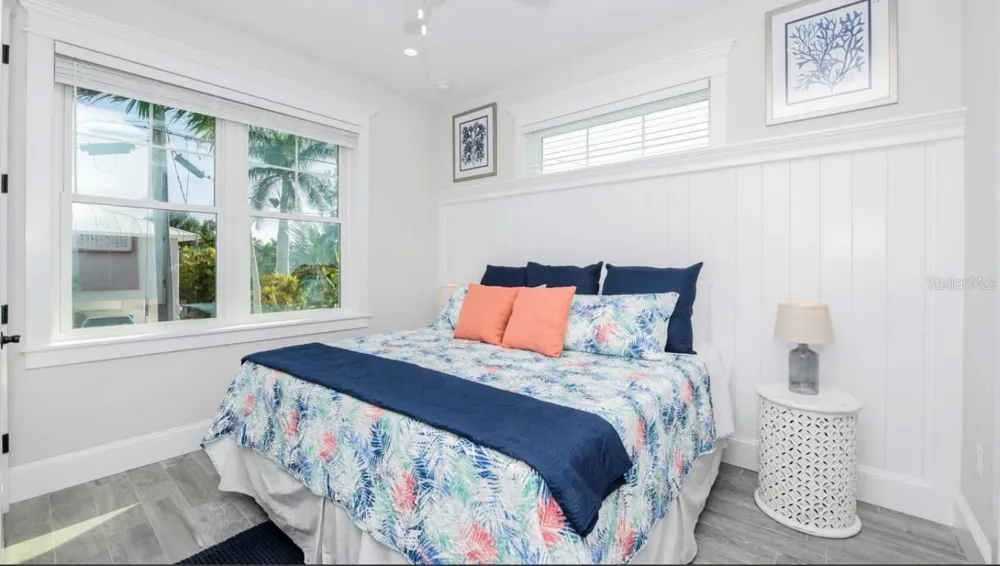 401 20TH PLACE Bradenton Beach, FL 34217