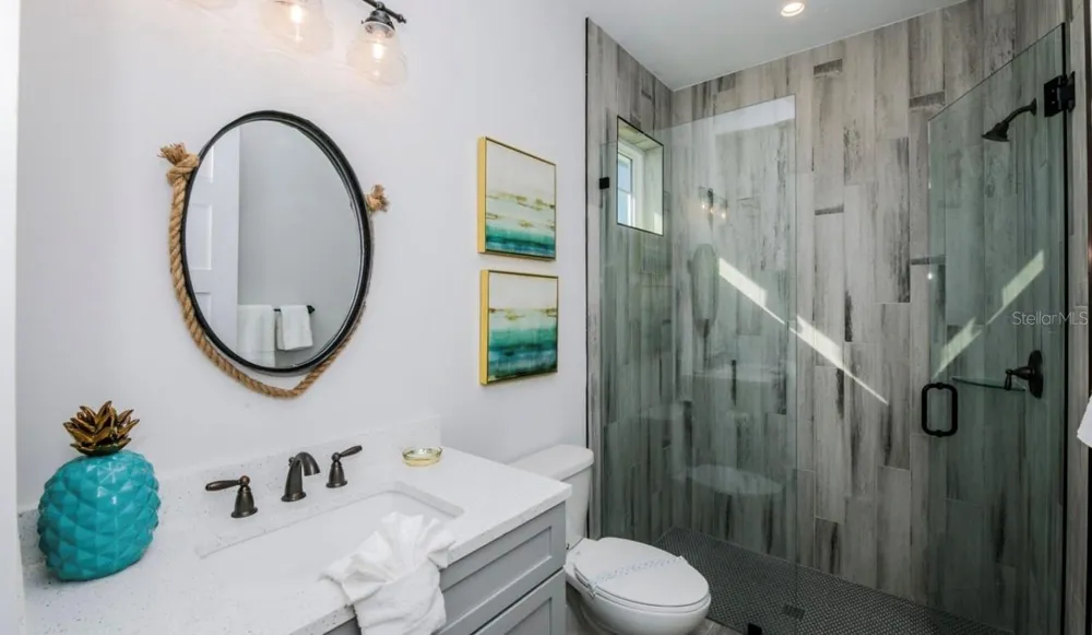401 20TH PLACE Bradenton Beach, FL 34217