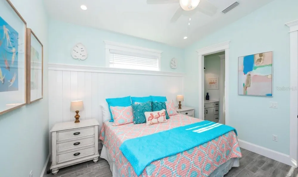 401 20TH PLACE Bradenton Beach, FL 34217