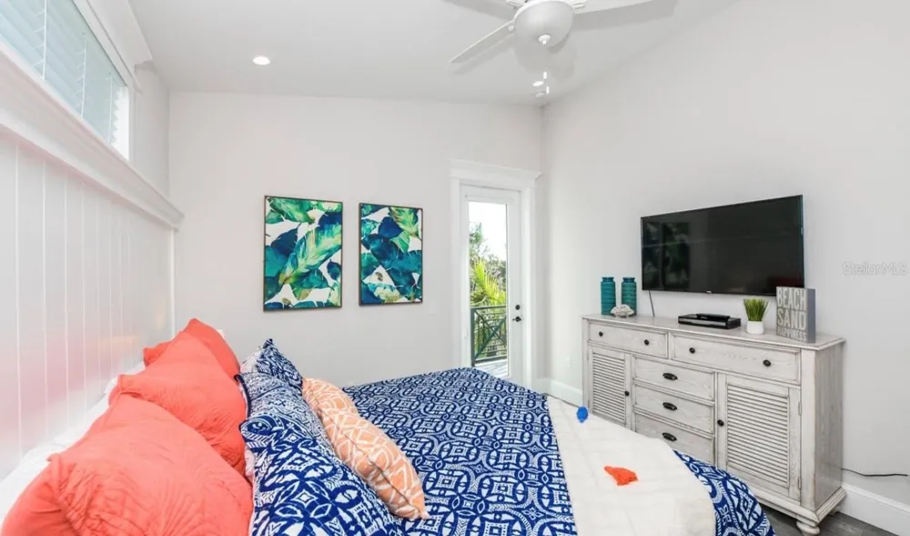401 20TH PLACE Bradenton Beach, FL 34217