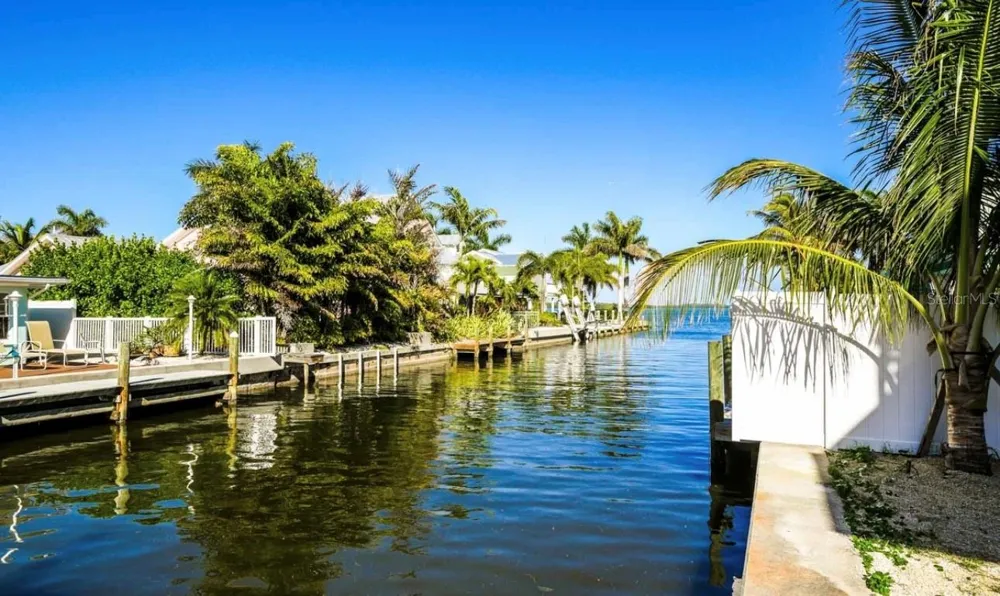 401 20TH PLACE Bradenton Beach, FL 34217