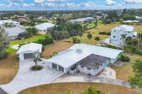 45 CAPE HAZE DRIVE