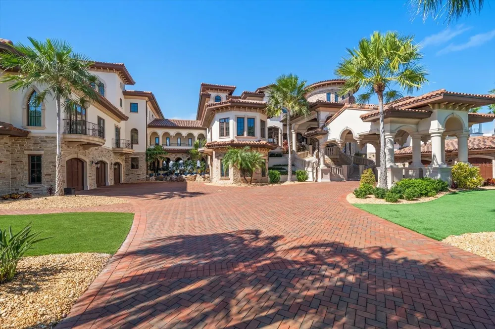 1700 GULF BOULEVARD Belleair Beach, FL 33786
