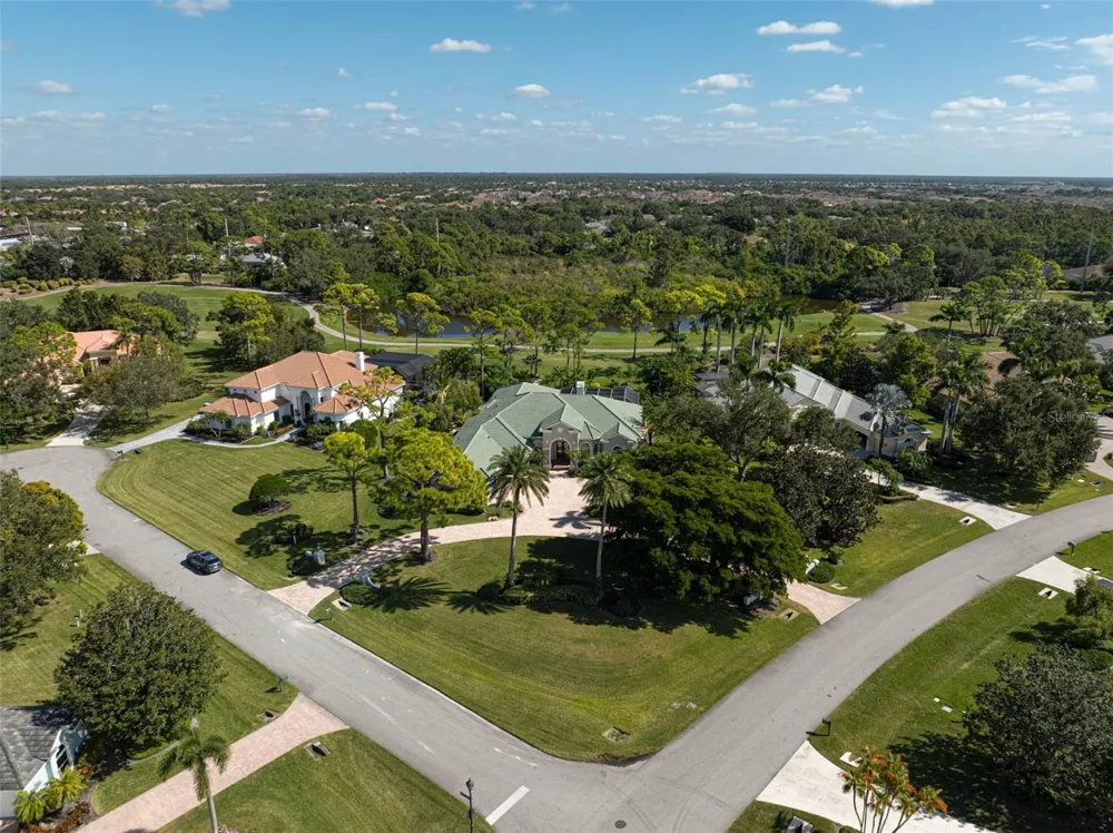 538 DOVE POINTE DRIVE Osprey, FL 34229