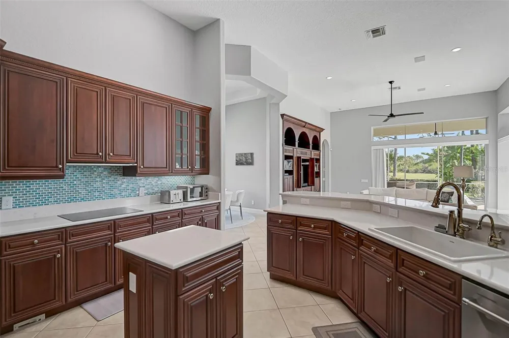 538 DOVE POINTE DRIVE Osprey, FL 34229