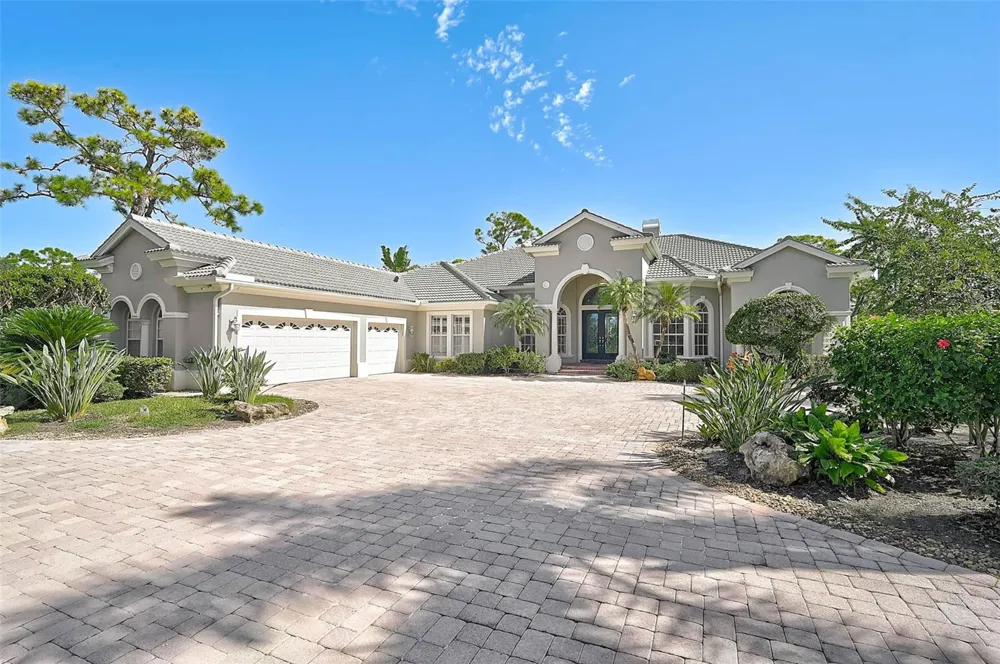 538 DOVE POINTE DRIVE Osprey, FL 34229