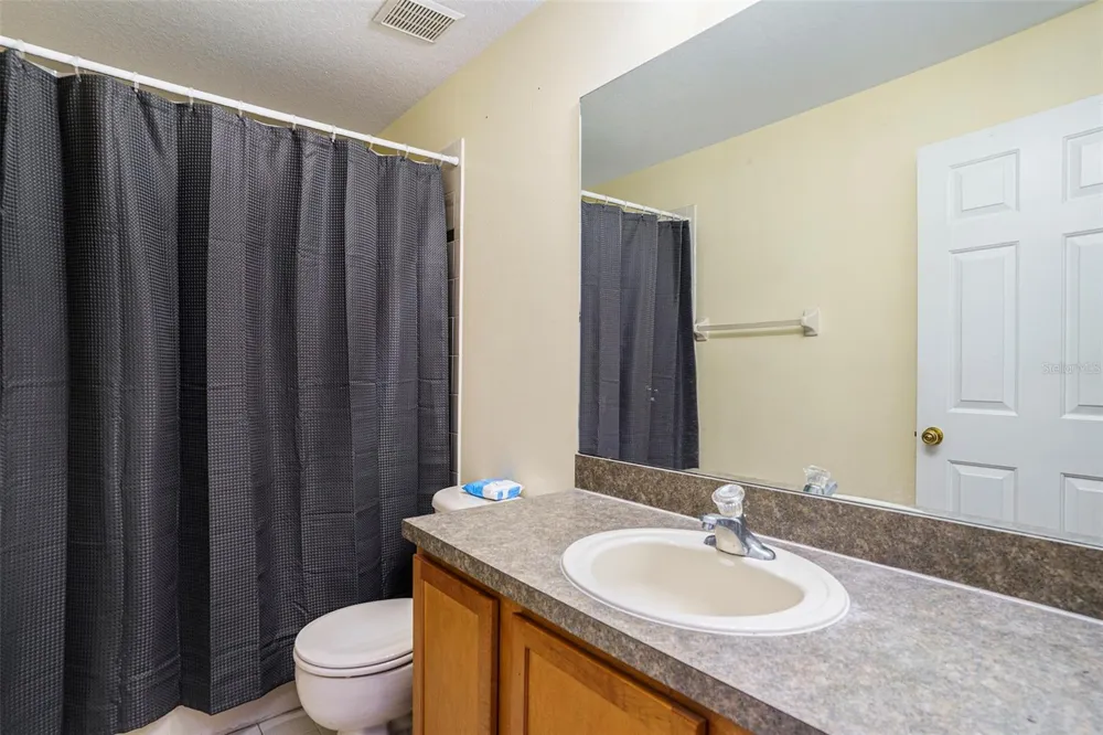 3869 ISLAND WAY St Petersburg, FL 33705