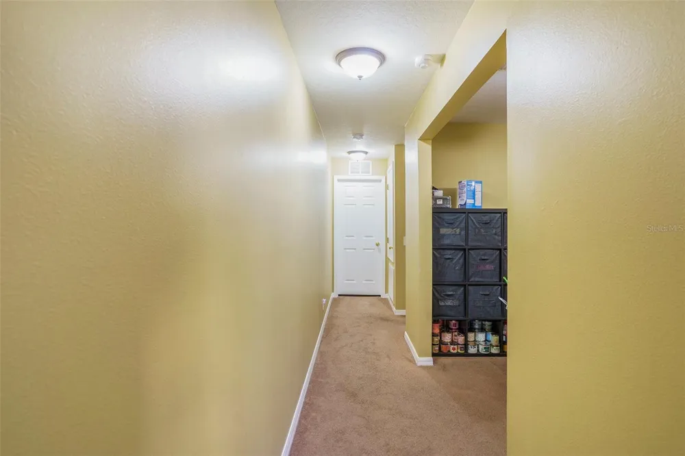 3869 ISLAND WAY St Petersburg, FL 33705