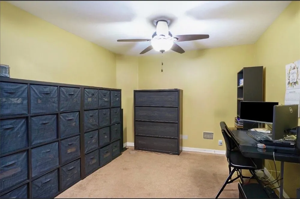 3869 ISLAND WAY St Petersburg, FL 33705