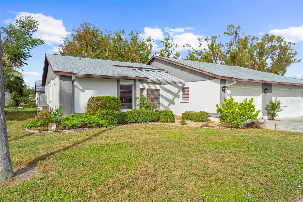 605 APPLE LANE Englewood, FL 34223