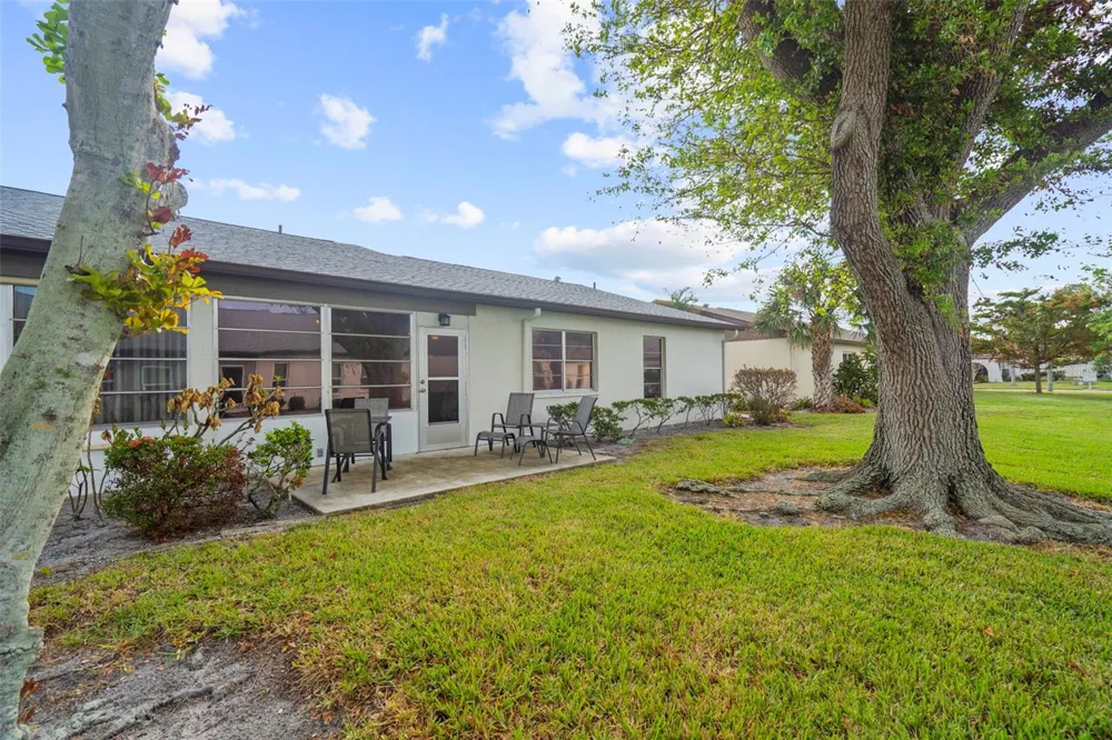 605 APPLE LANE Englewood, FL 34223