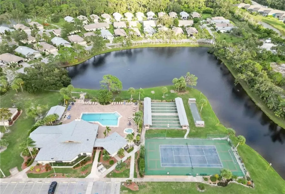 605 APPLE LANE Englewood, FL 34223