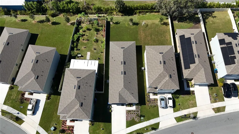 1302 HOLODAK DRIVE Davenport, FL 33837