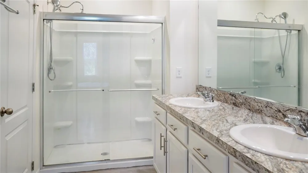 1302 HOLODAK DRIVE Davenport, FL 33837