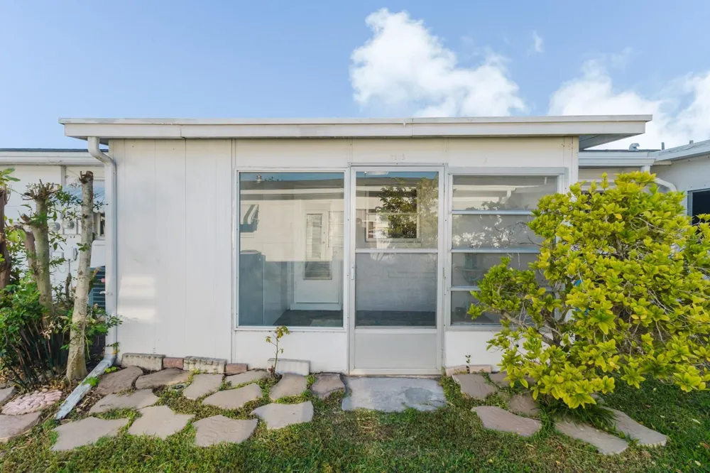 9905 DAHLIA STREET #27 Pinellas Park, FL 33782