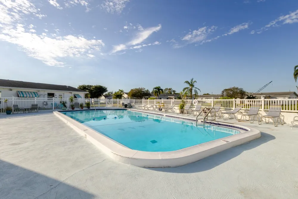 9905 DAHLIA STREET #27 Pinellas Park, FL 33782
