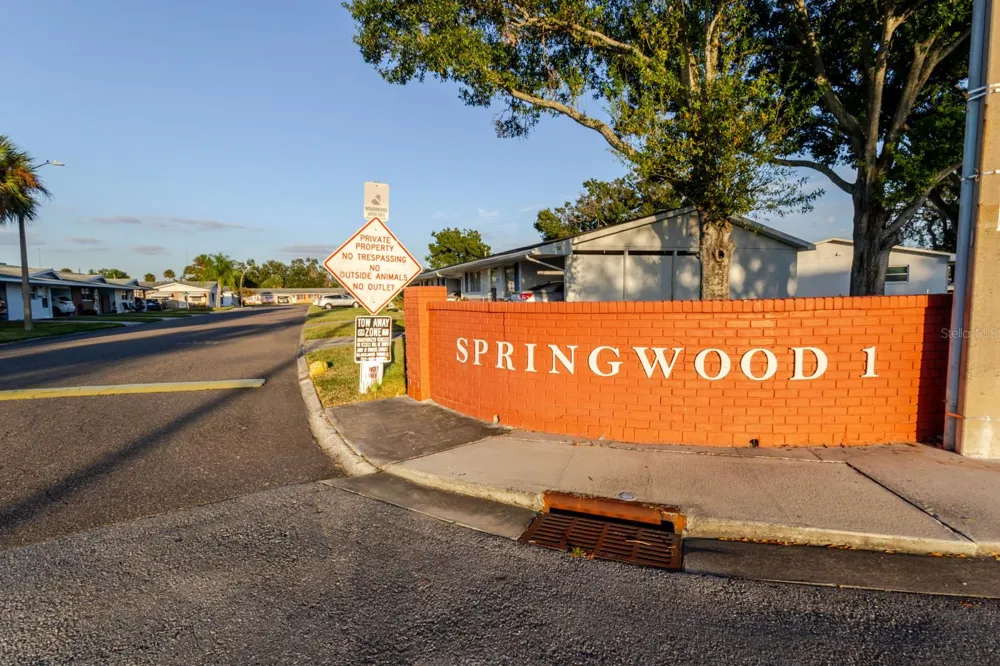 9905 DAHLIA STREET #27 Pinellas Park, FL 33782