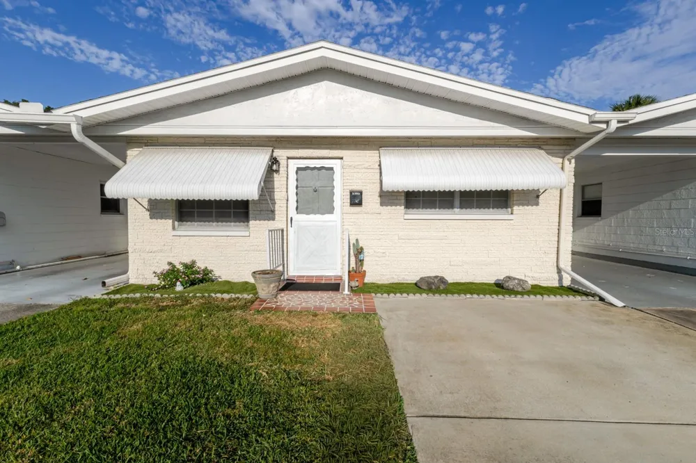 9905 DAHLIA STREET #27 Pinellas Park, FL 33782