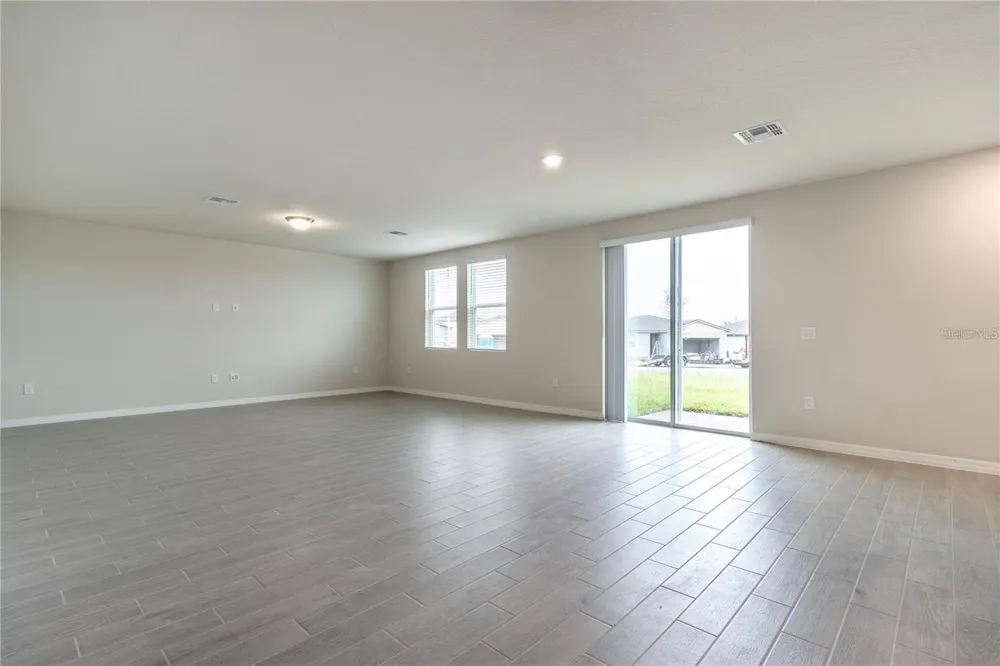 3033 CASSIDY LANE Haines City, FL 33844