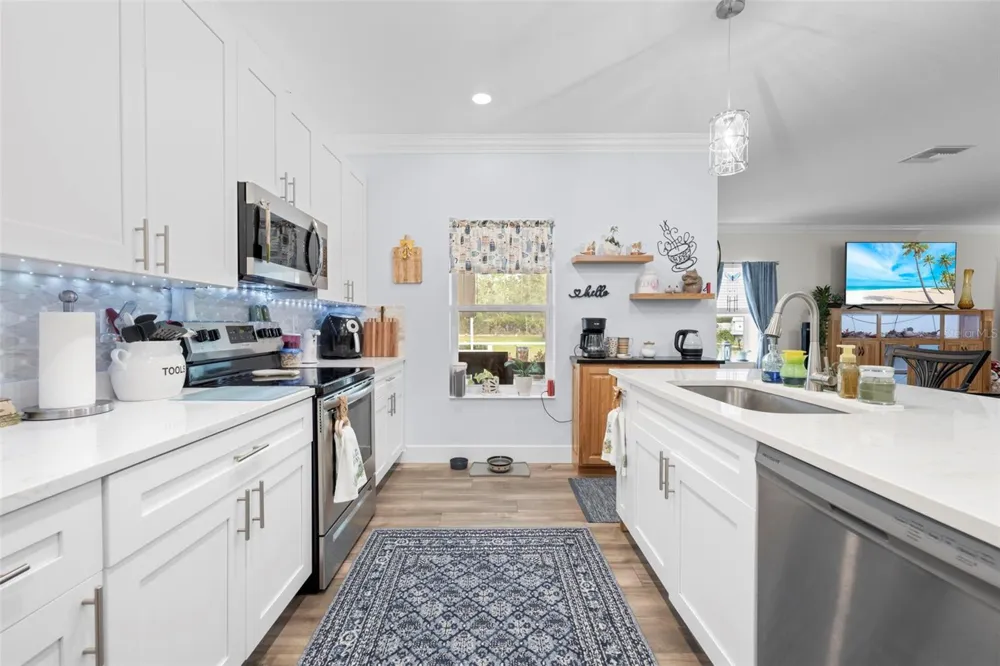 18062 MALIBAR ROAD Weeki Wachee, FL 34614