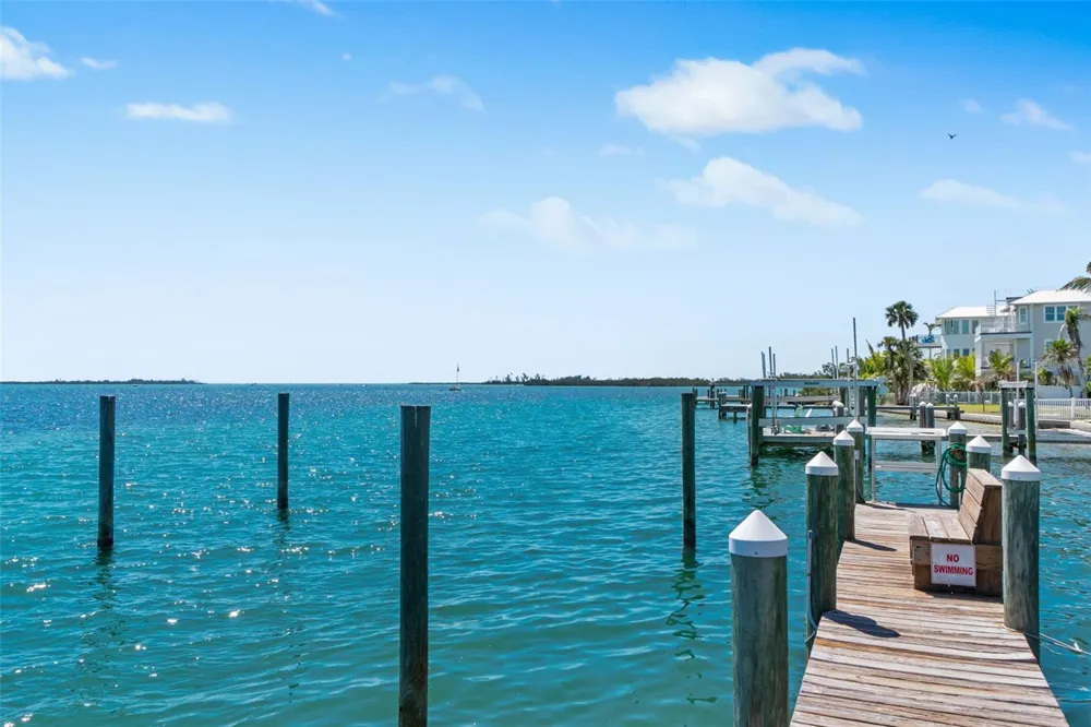901 GULF DRIVE S #14 Bradenton Beach, FL 34217
