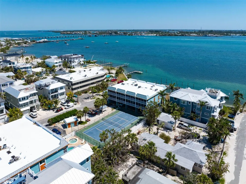 901 GULF DRIVE S #14 Bradenton Beach, FL 34217