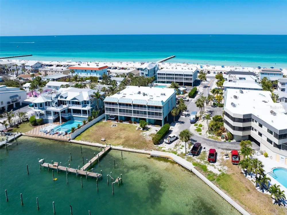 901 GULF DRIVE S #14 Bradenton Beach, FL 34217
