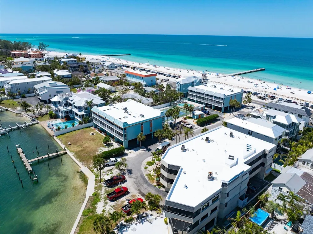 901 GULF DRIVE S #14 Bradenton Beach, FL 34217