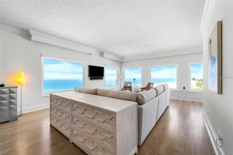 4950 GULF BOULEVARD #807