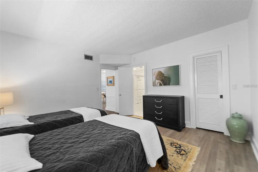 4950 GULF BOULEVARD #807 St Pete Beach, FL 33706