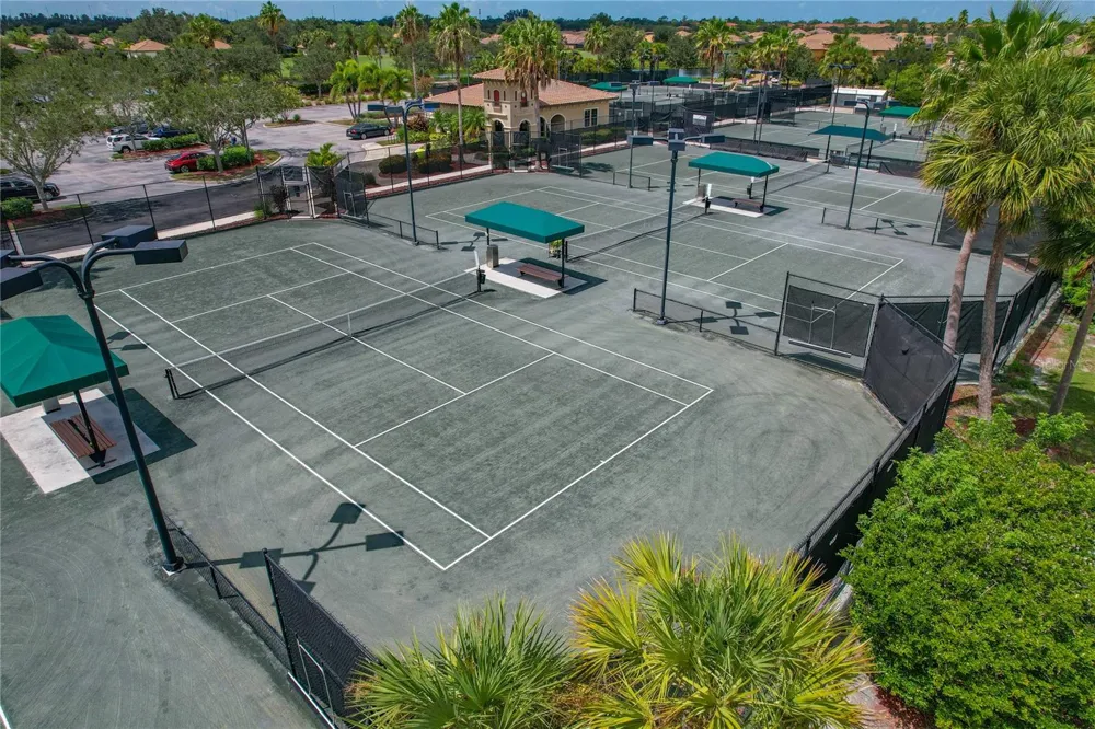 7015 RIVER HAMMOCK DRIVE #208 Bradenton, FL 34212