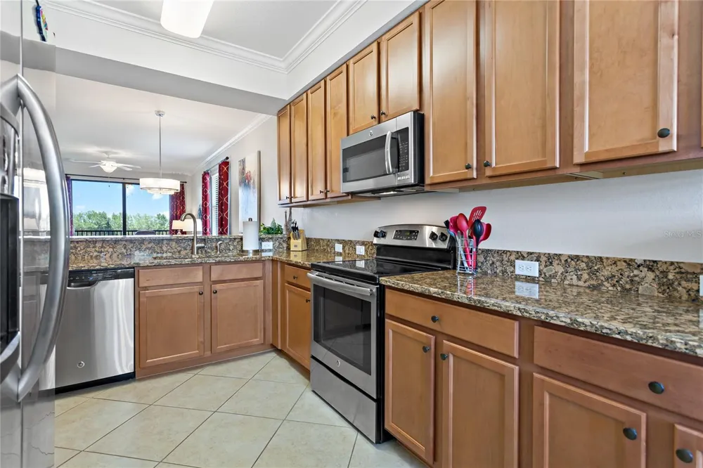 7015 RIVER HAMMOCK DRIVE #208 Bradenton, FL 34212