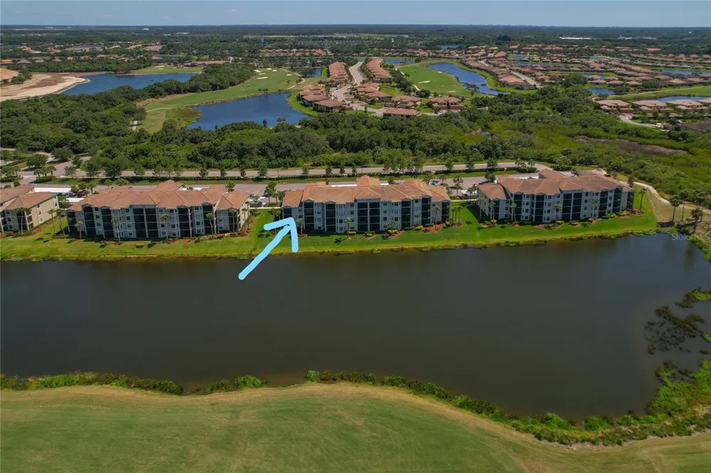 7015 RIVER HAMMOCK DRIVE #208 Bradenton, FL 34212