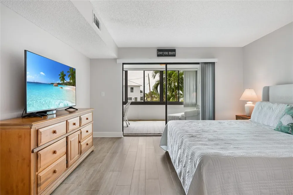 1007 GULF DRIVE #106 Bradenton Beach, FL 34217