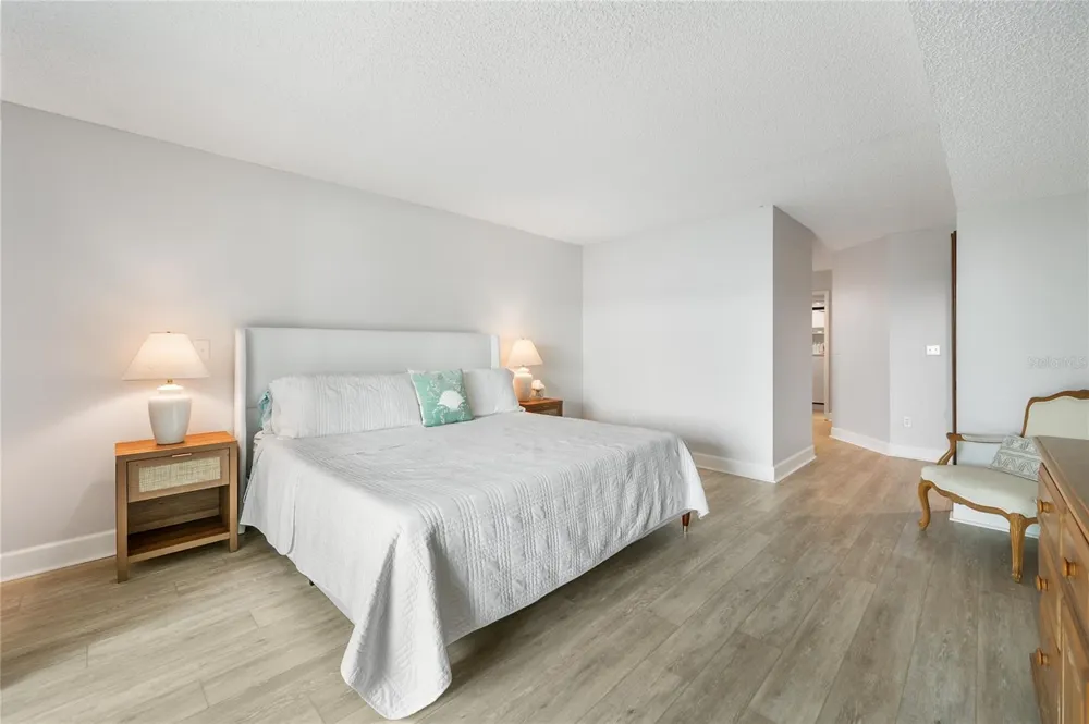 1007 GULF DRIVE #106 Bradenton Beach, FL 34217