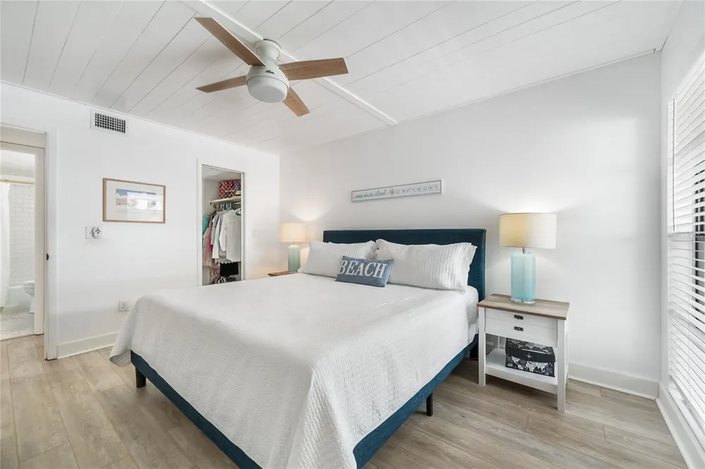 1007 GULF DRIVE #106 Bradenton Beach, FL 34217