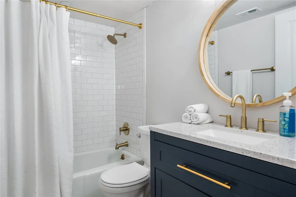 1007 GULF DRIVE #106 Bradenton Beach, FL 34217