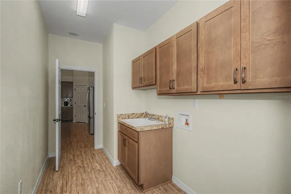 1916 NW 80TH STREET ocala, FL 34475